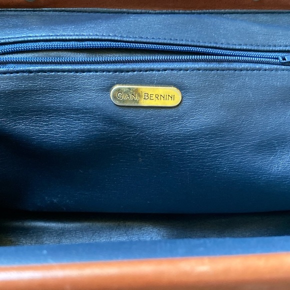 Vintage Giani Bernini Navy Blue/Warm Brown Leather Doctor’s Handbag - Picture 6 of 6